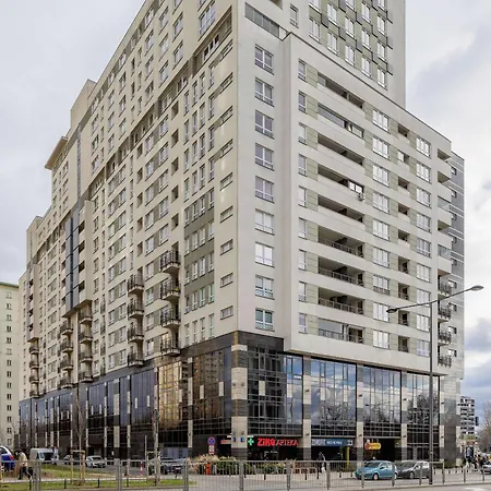 Cozy Bukowinska Near Metro By Renters